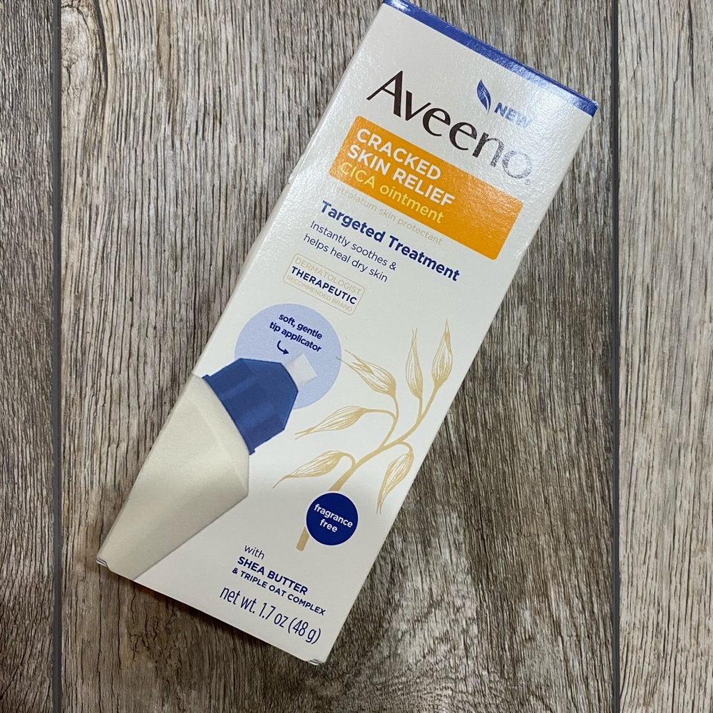 Aveeno cracked skin relief ointment